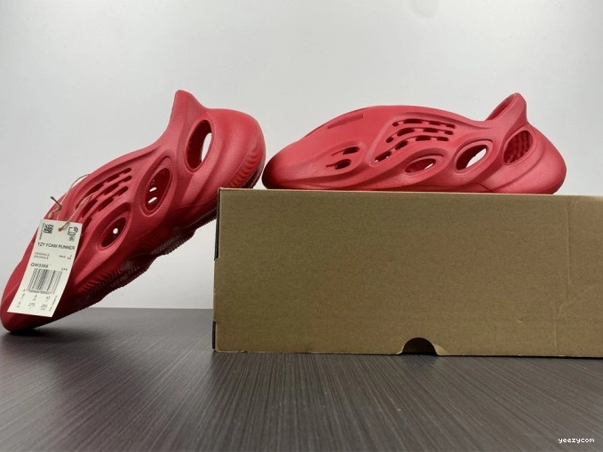 Yeezy CW3355 Adidas Foam Red 0707